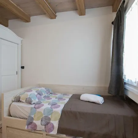 Lana House With Apartment *